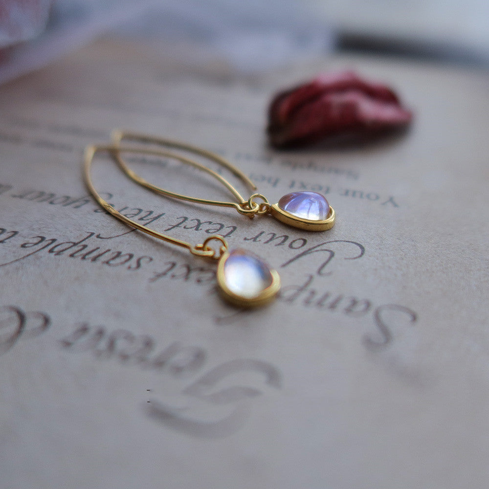 Droplet Moonlight Stone Earrings