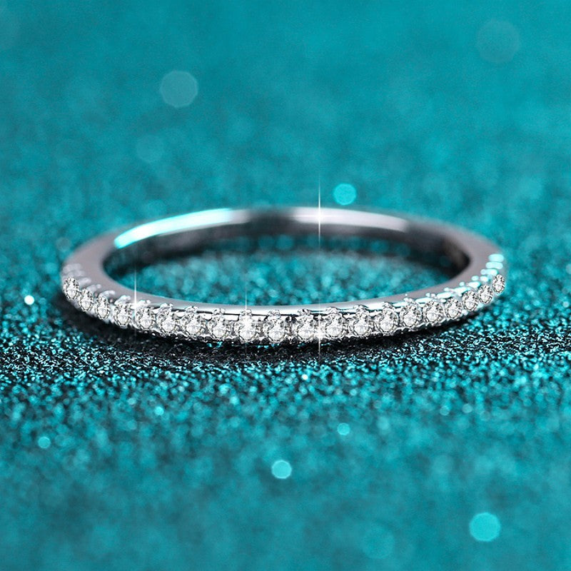Elegant Diamond Gold Ring