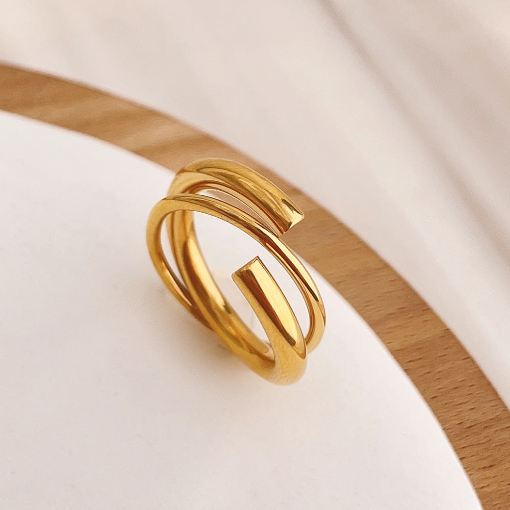 Special Twist Pattern Ring