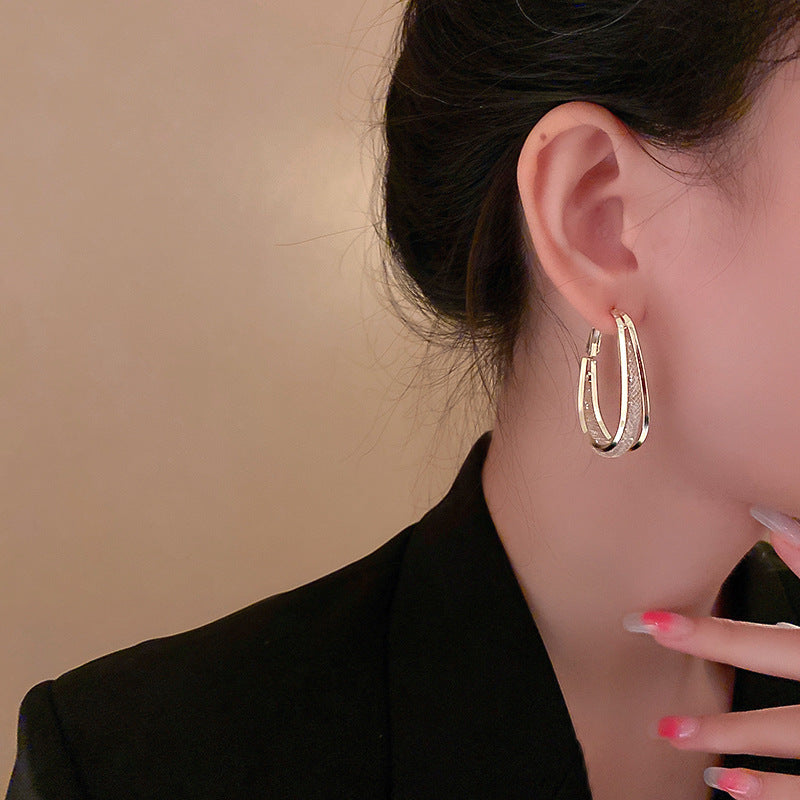 Retro Style U-shaped Stud Crystal Grid Earrings